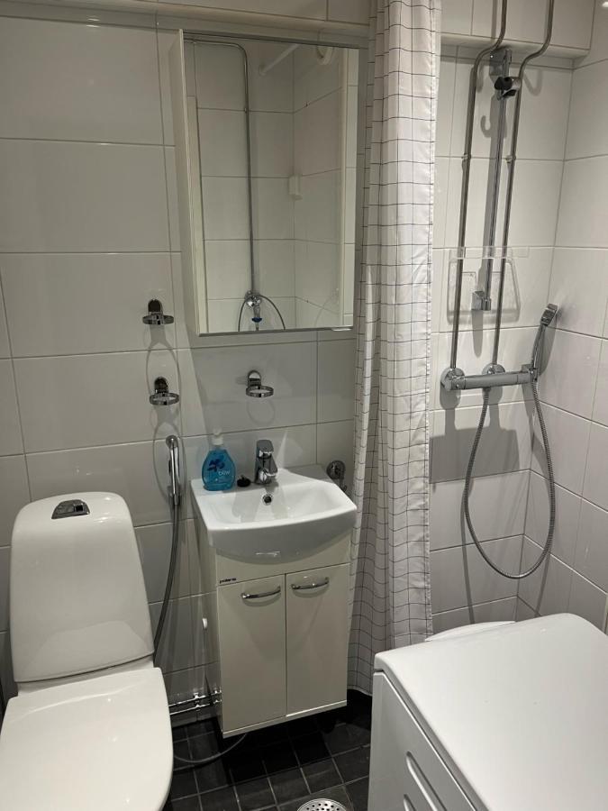 Apartment For Four At The City Center ロヴァニエミ エクステリア 写真